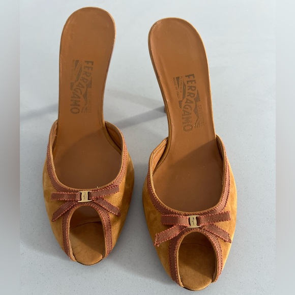 Salvatore Ferragamo Brown Suede Bow Kitten Heel Backless Sandals - Picture 5 of 12